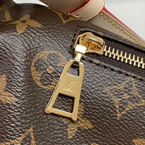 🍀Louis Vuitton Bumbag Brown Monogram Canvas Messenger Bag - Picture 8 of 9